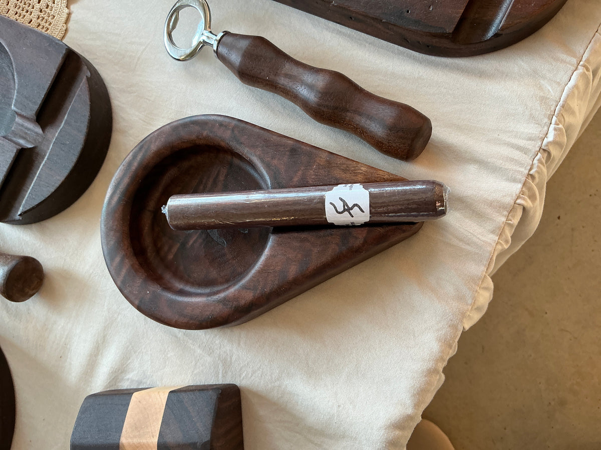 Cigar Rest Tear Drop Walnut